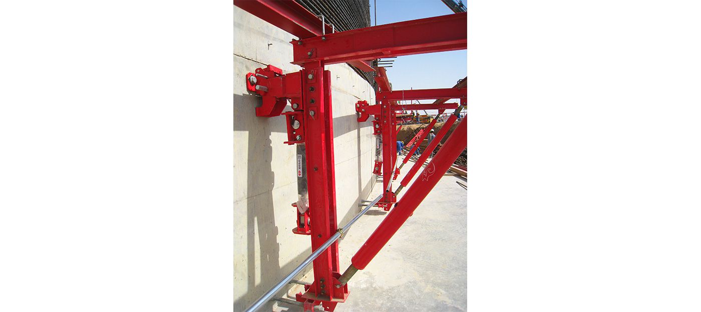 Z-Climb™ ACF5080Self-Climbing System Formwork